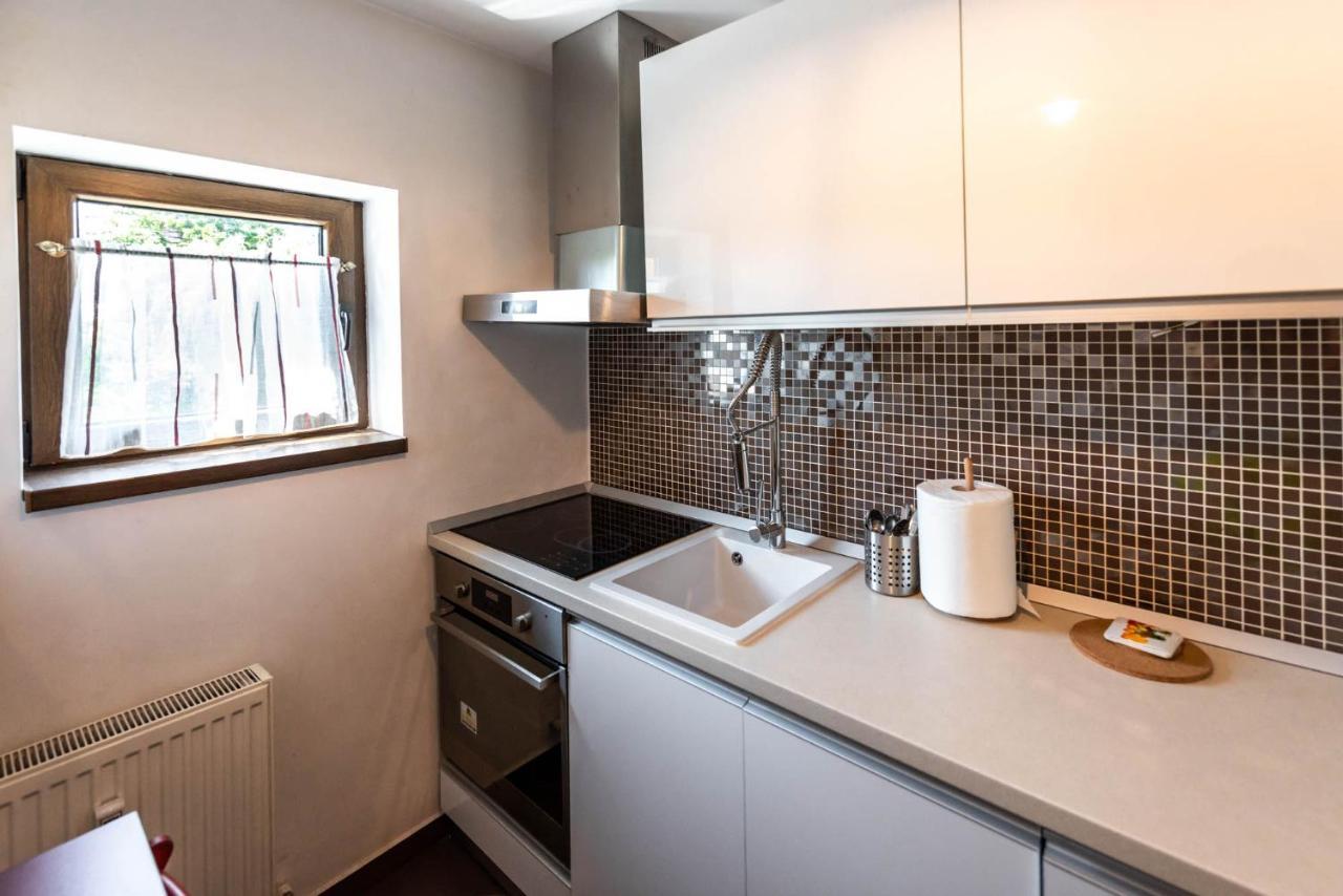 La Nueve Suite Brasov Luaran gambar